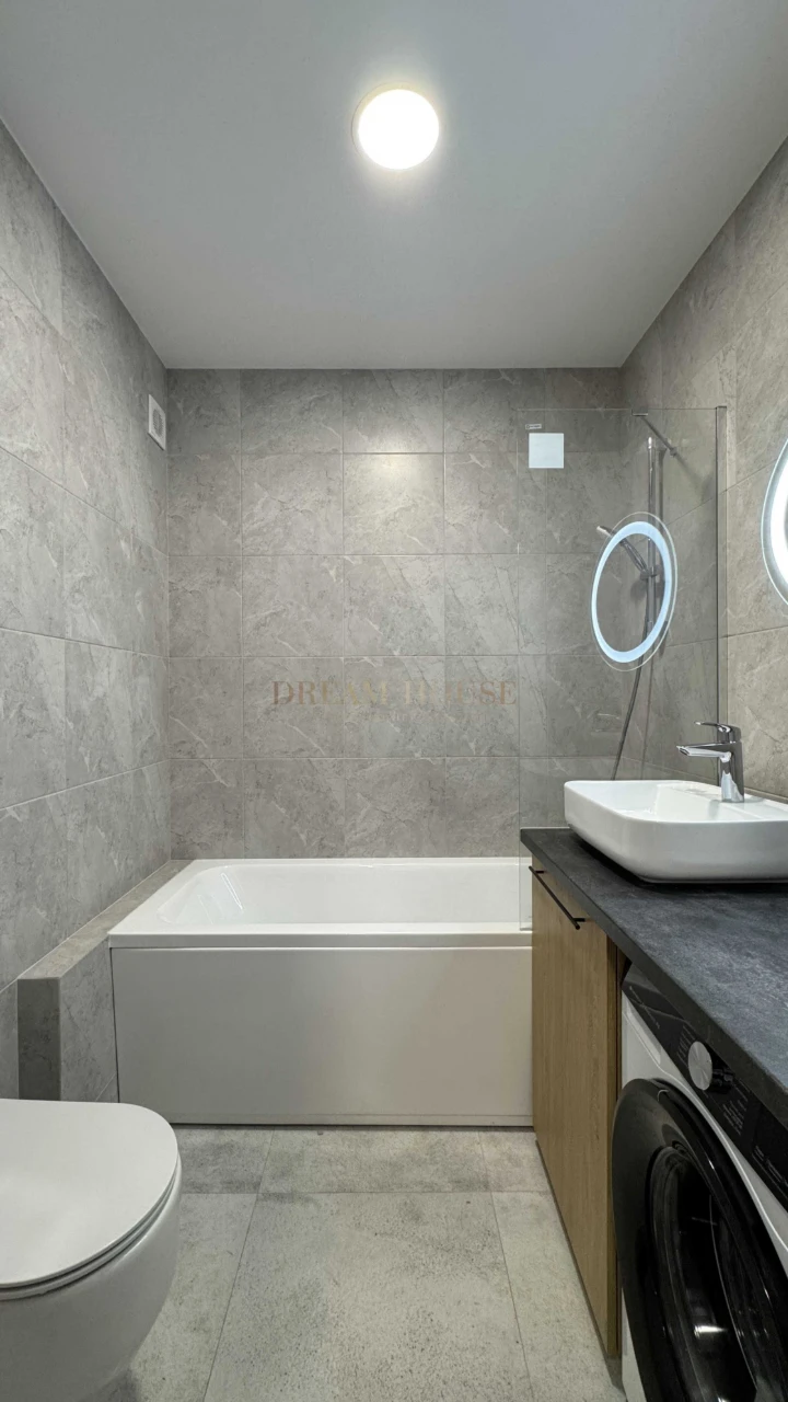 Synergy City. Full 1-bedroom apartment with a dressing area