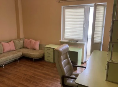 For sale, spacious 2-bedroom apartment 90m2 with renovation in Irpin