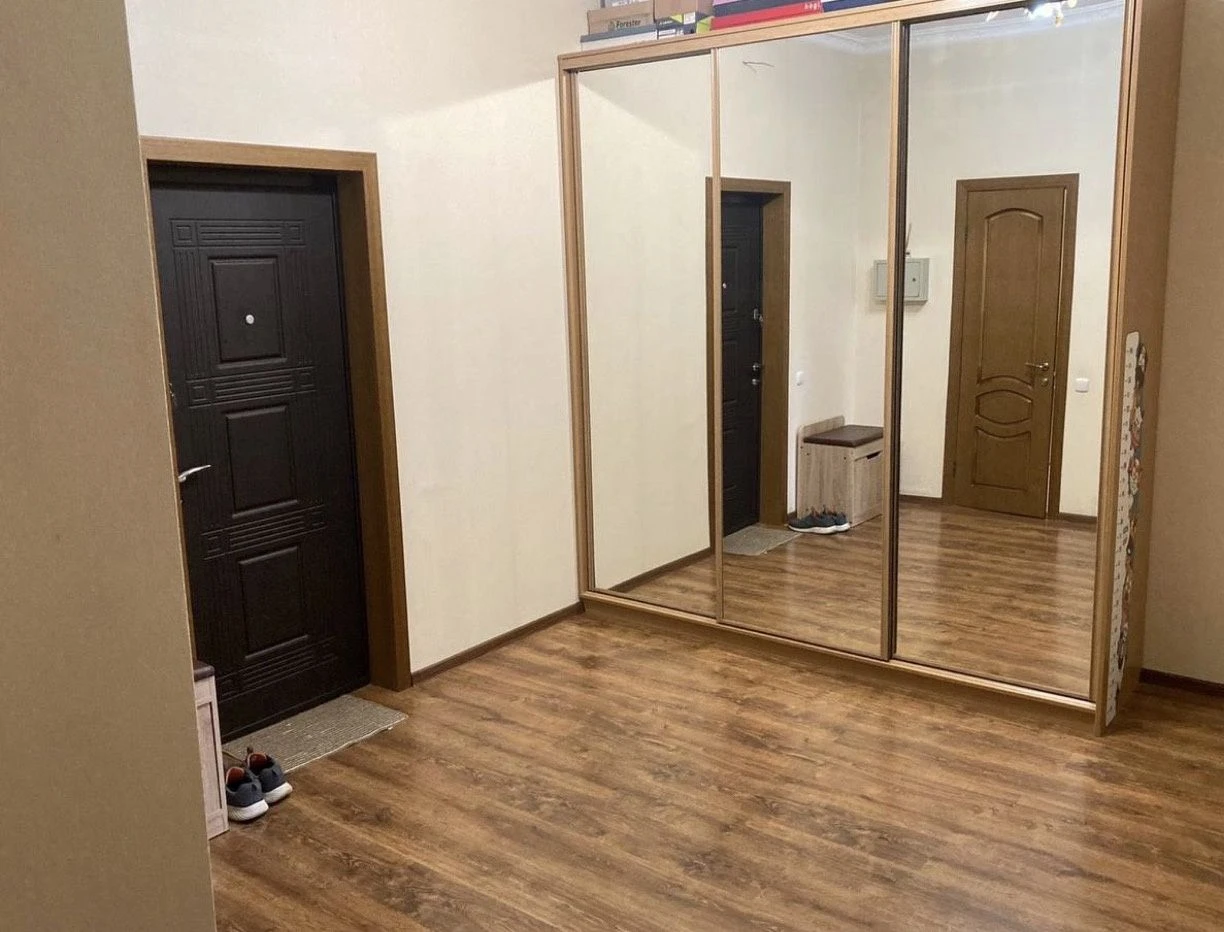For sale, spacious 2-bedroom apartment 90m2 with renovation in Irpin