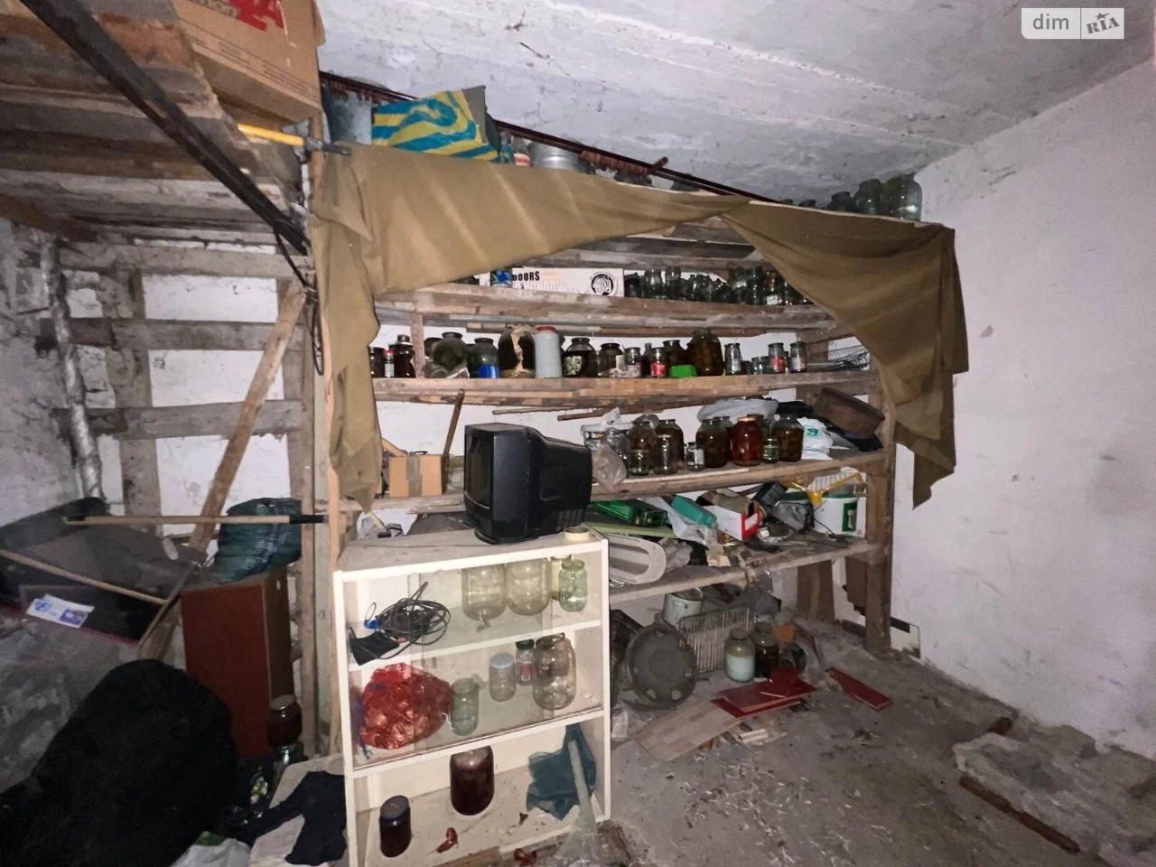 Apartment for Sale - Romanivka