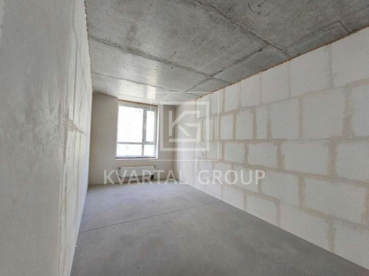 Sale of a 3-bedroom apartment in residential complex "Central 2" with maximum