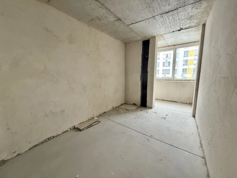 Fully furnished 1-bedroom apartment in Zhadom, in a Habited Building! To Kyiv