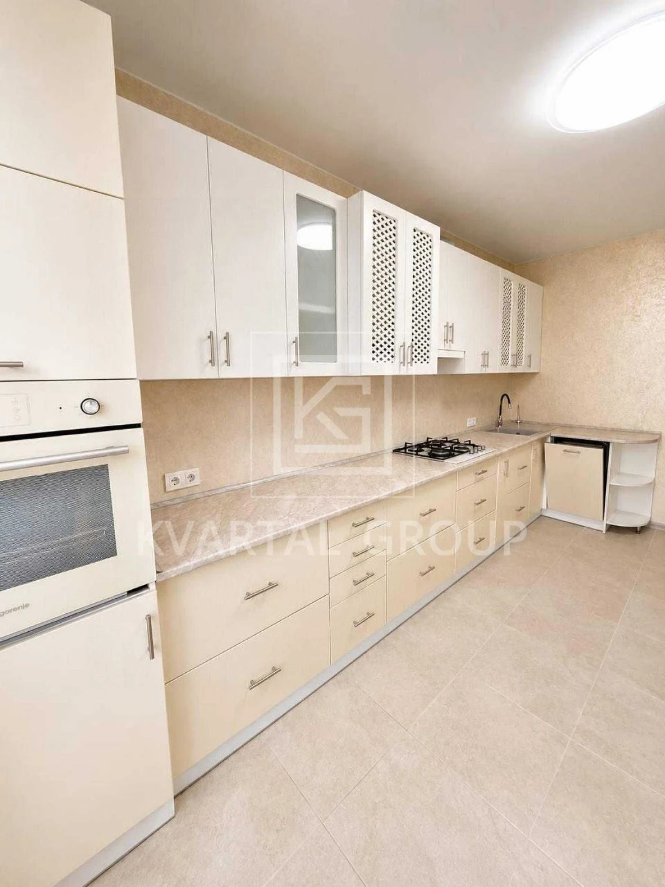 Sale of a 3-bedroom apartment near Central Park/Ready for