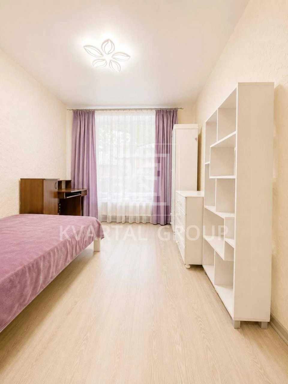 Sale of a 3-bedroom apartment near Central Park/Ready for