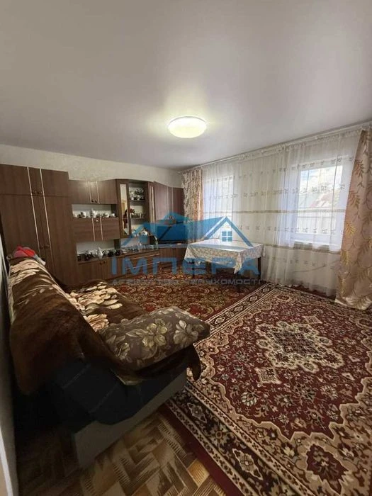Продаж БЮДЖЕТНОЇ частини будинку в Подільському р-ні