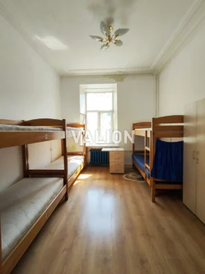 Продам четырехкомнатную квартиру в Центре Киева, ул. Крещатик 8б