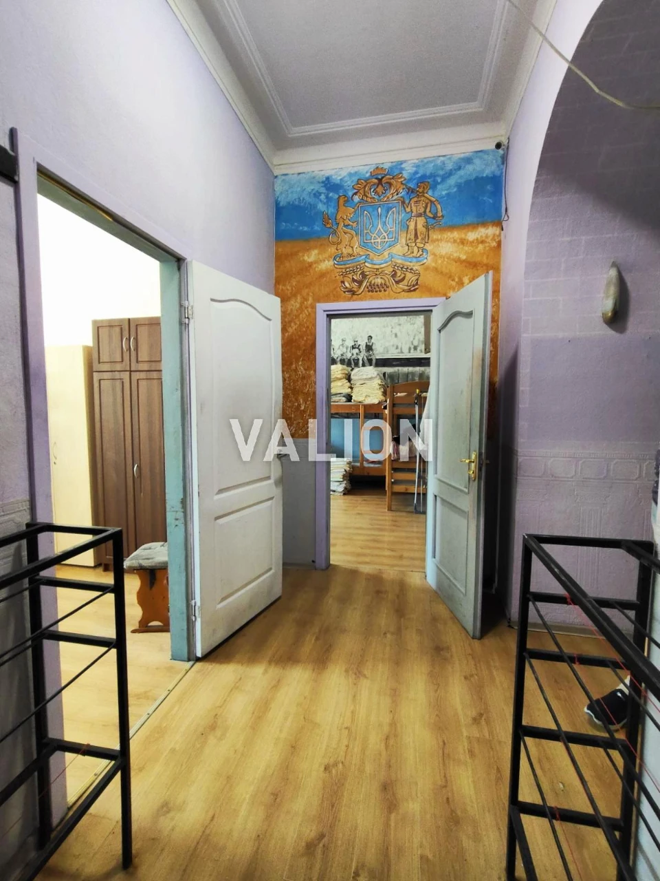 Продам четырехкомнатную квартиру в Центре Киева, ул. Крещатик 8б