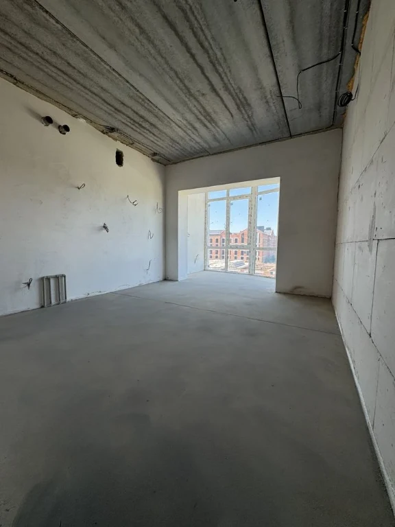 Irpin! Full 3-room apartment with gas! Partial renovation!