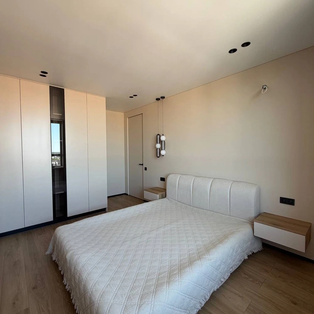 1-bedroom apartment with modern renovation in "Central 2" residential complex