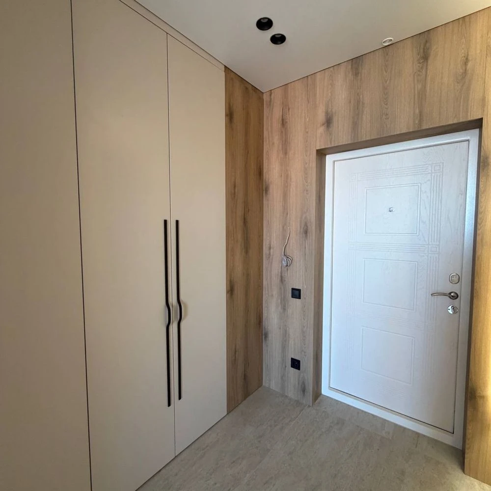 1-bedroom apartment with modern renovation in "Central 2" residential complex