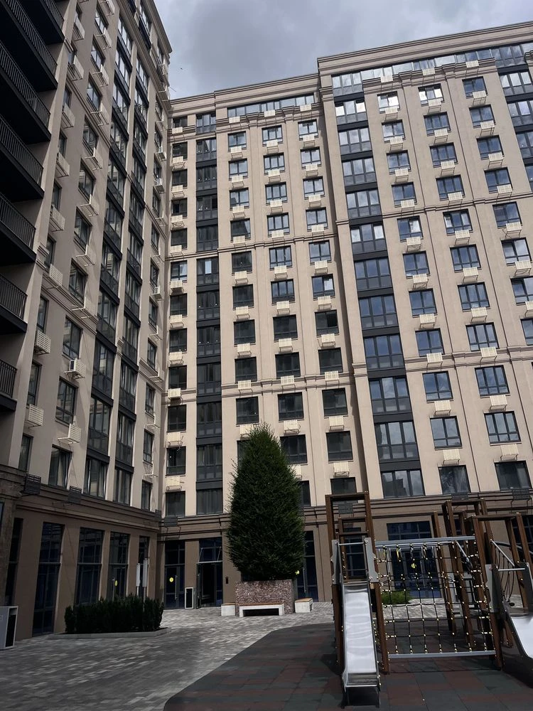 Urgent Sale. Street Soborna. State Programs - YES