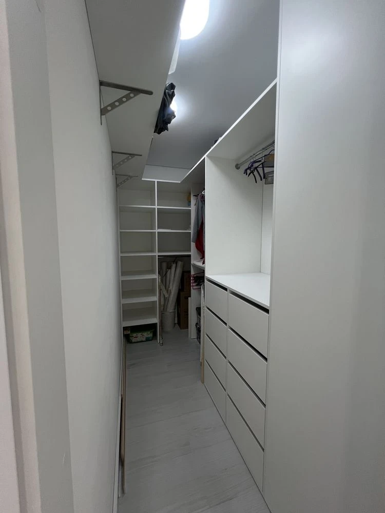 Продаж квартири з дизайнерським ремонтом!Заходь і живи!
