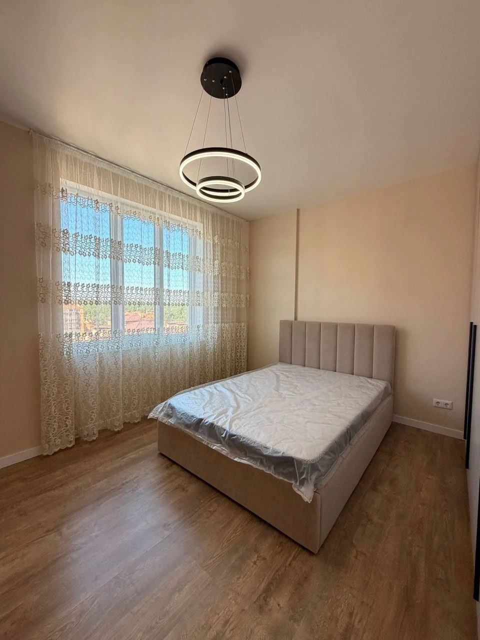 Продам 2-кімнатну квартиру, Ірпінь, терміново