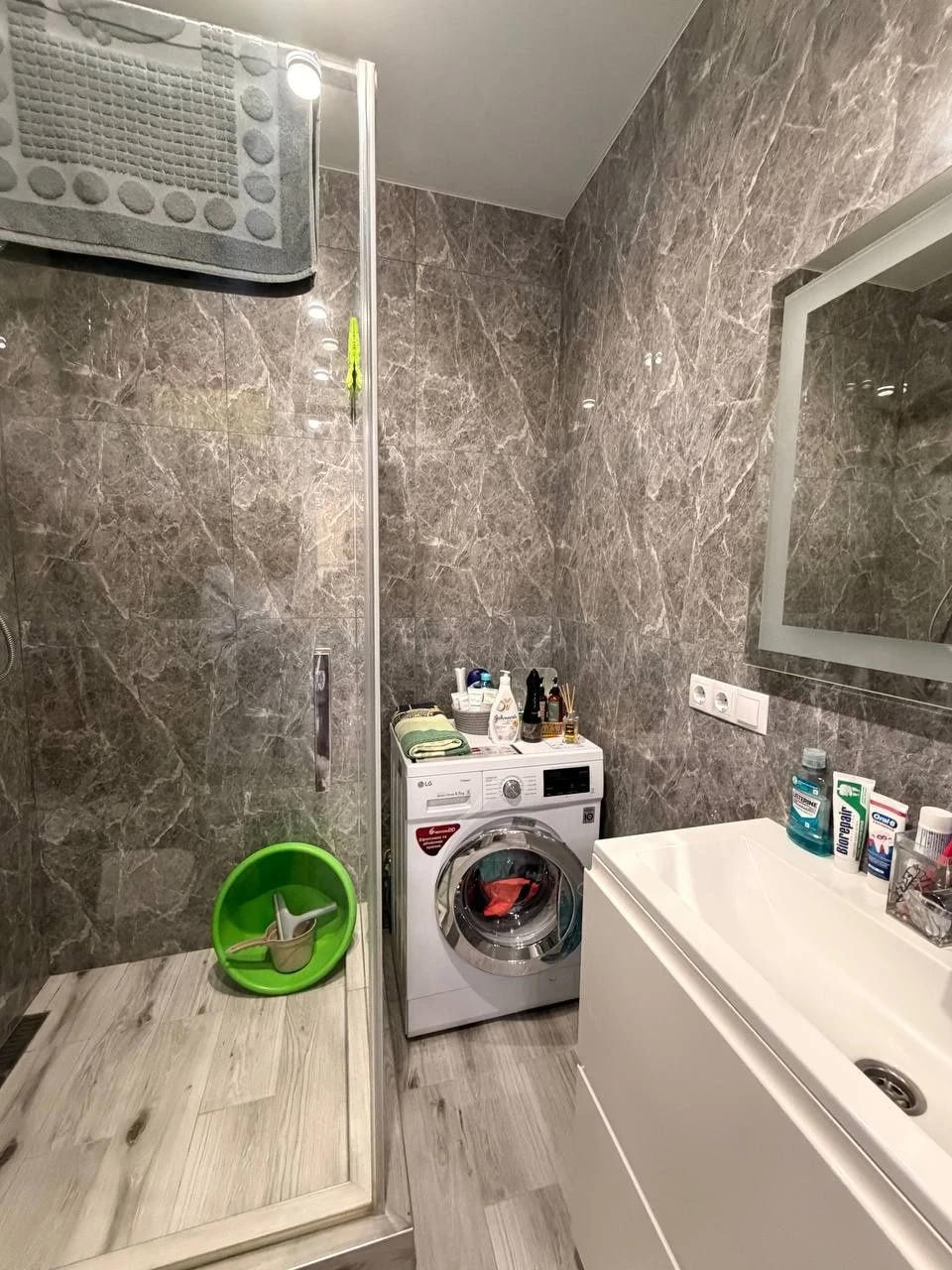 Apartment for Sale, Central Park Area