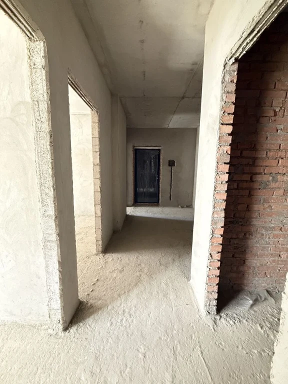 $47,500! 2-bedroom apartment! 7 minutes to Kyiv
