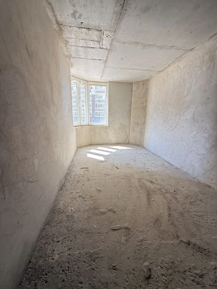 $47,500! 2-bedroom apartment! 7 minutes to Kyiv