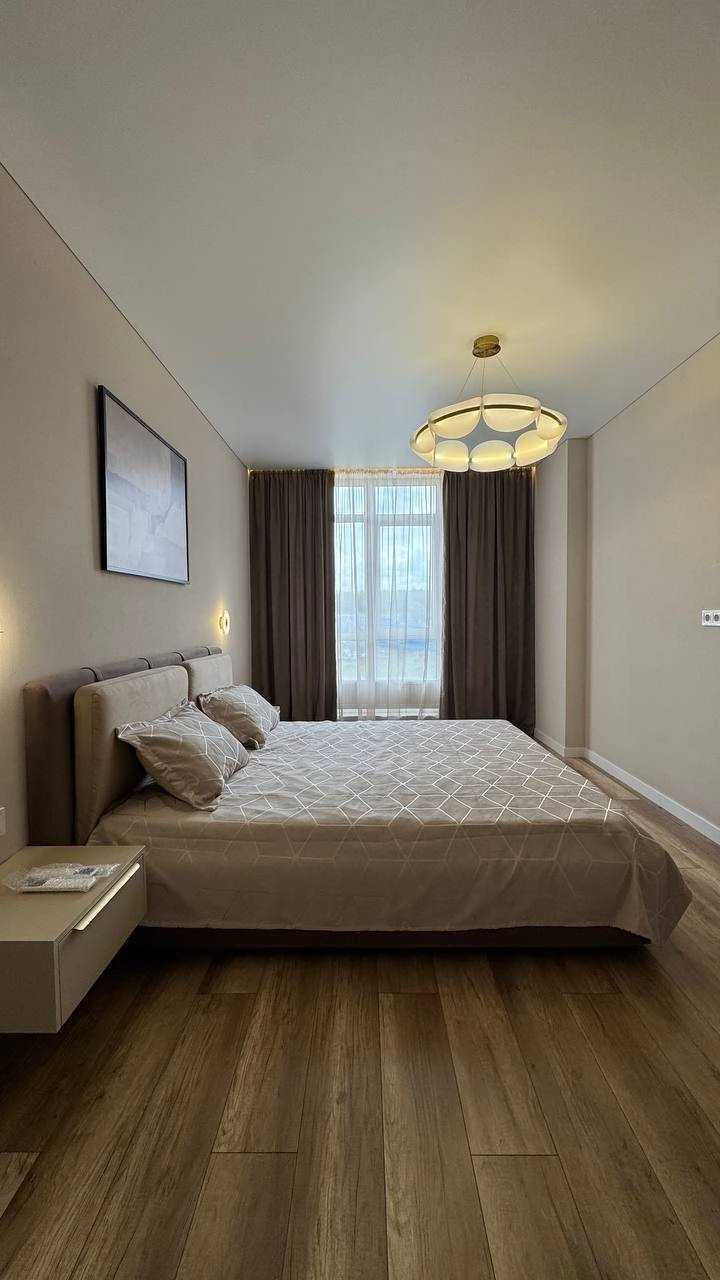 Great two-bedroom apartment in the Synercity residential complex!