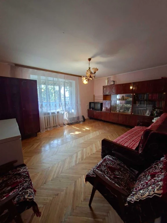 Urgent! 4-room apartment, 2% DOWN PAYMENT! AMAZING! NO COMMISSION!