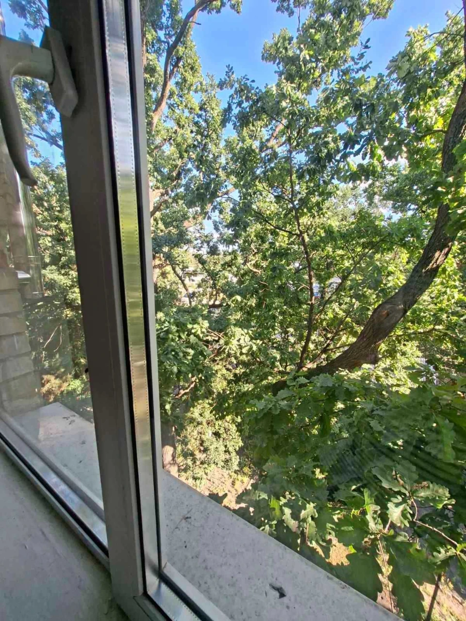 Urgent! 4-room apartment, 2% DOWN PAYMENT! AMAZING! NO COMMISSION!