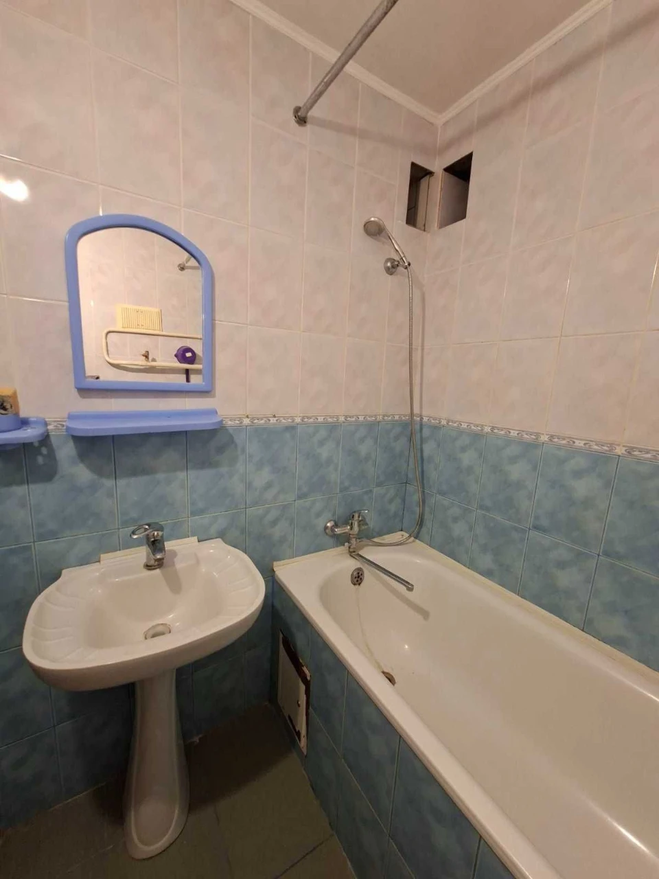 Urgent! 4-room apartment, 2% DOWN PAYMENT! AMAZING! NO COMMISSION!