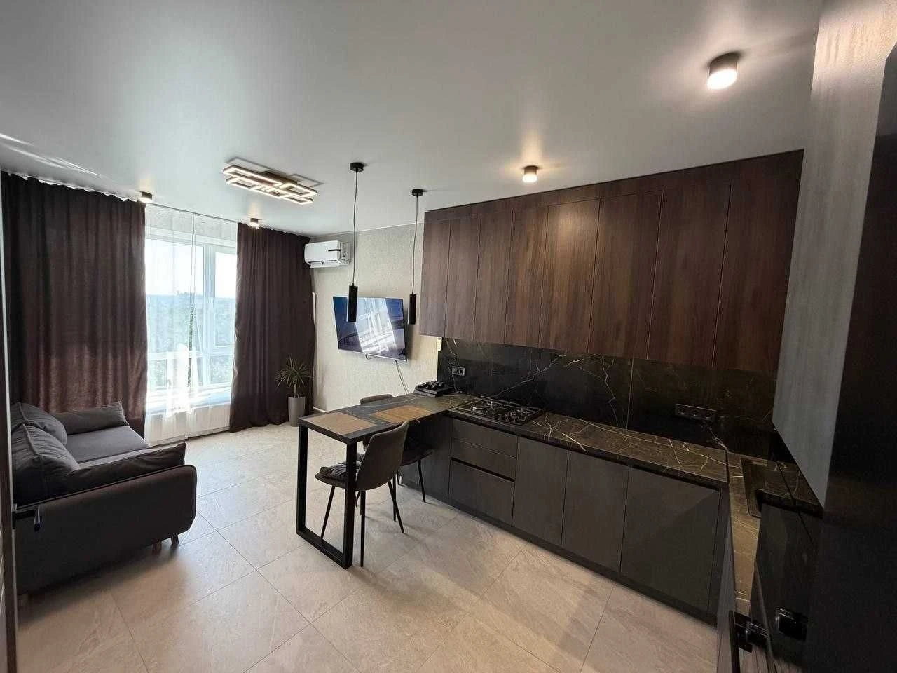 2-bedroom apartment, 60 sq m with elegant renovation in the heart of Irpin