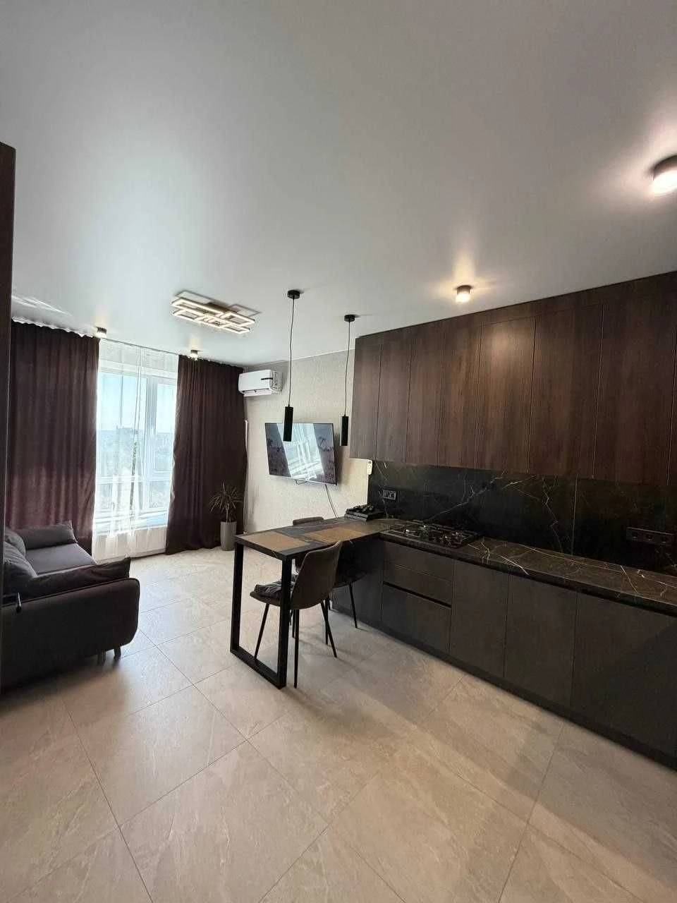 2-bedroom apartment, 60 sq m with elegant renovation in the heart of Irpin