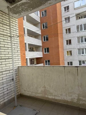 ПРОДАЖ! Простора 3-кімнатна квартира 103 м² — під ремонт, з