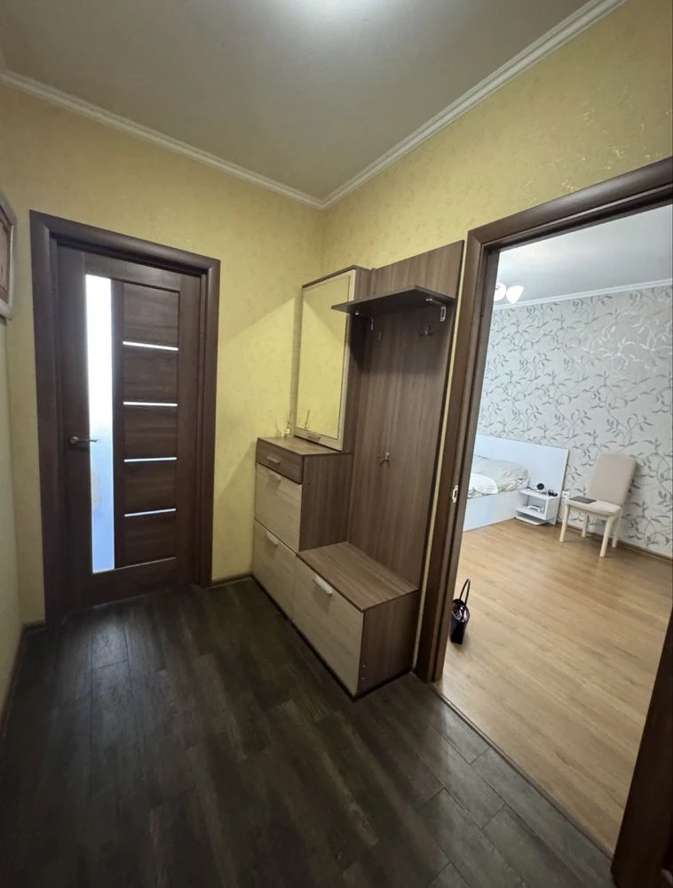 1-bedroom apartment! Minimal renovation! Individual gas heating