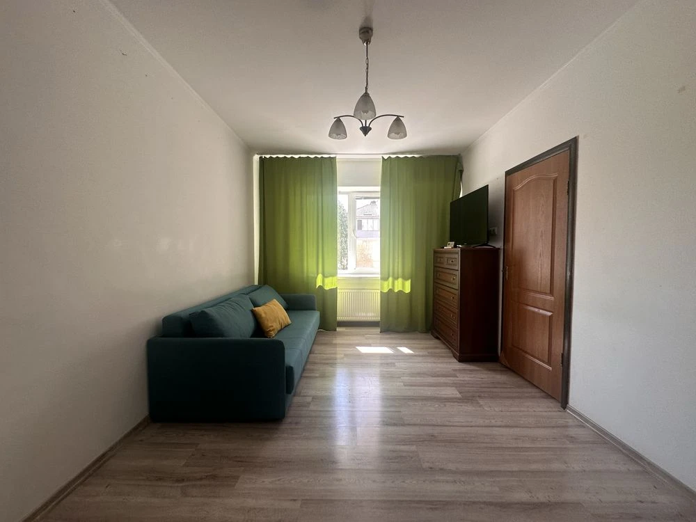 Exclusive apartment in Irpin with renovation, gas, minimum