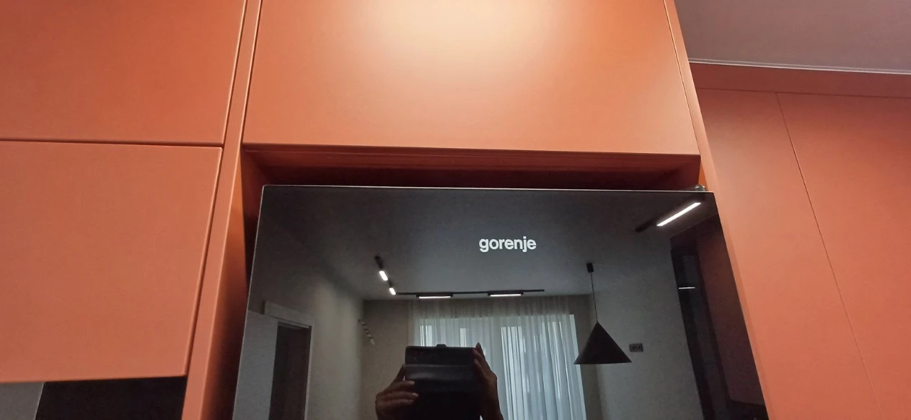 1-room apartment with new renovation, furniture and closet