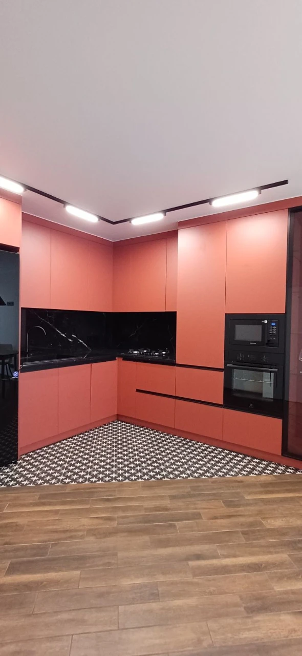 1-room apartment with new renovation, furniture and closet