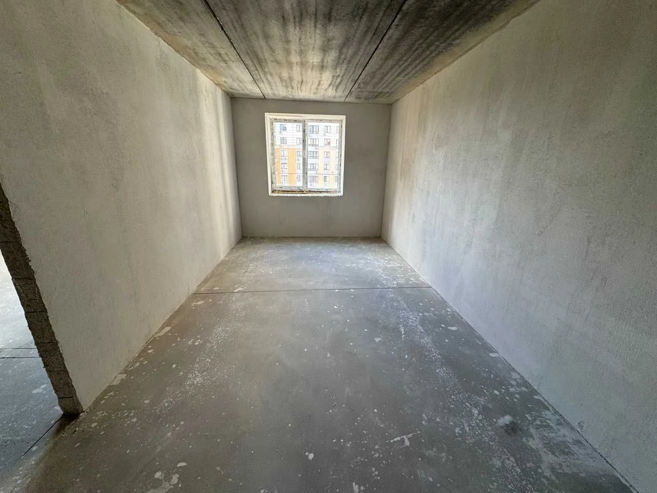 Apartment in ЖК Бургундія 3! Spacious 1-bedroom apartment with balcony!