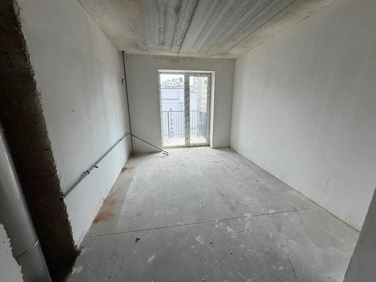 Apartment in ЖК Бургундія 3! Spacious 1-bedroom apartment with balcony!