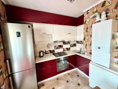 1-bedroom apartment for sale in the city center with renovation