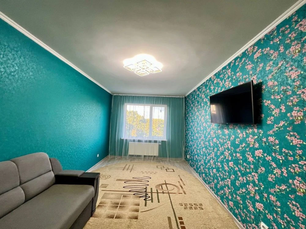 1-bedroom apartment for sale in the city center with renovation