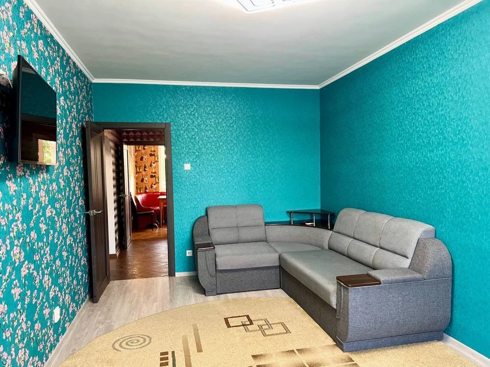 1-bedroom apartment for sale in the city center with renovation