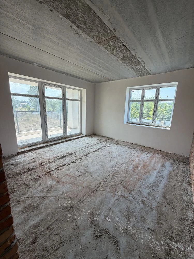 Sale of a 3-room euro apartment + balcony 13 sq.m.