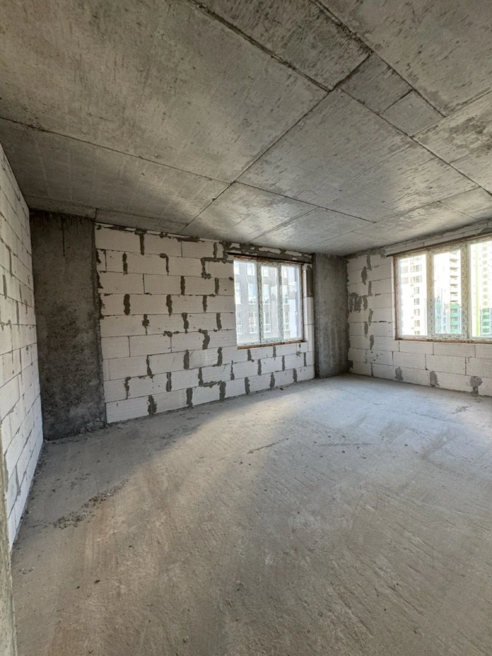 Spacious 2-bedroom apartment near Irpen Central Park