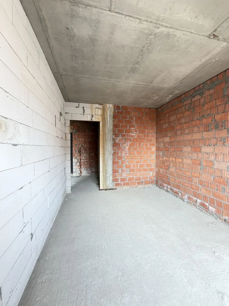 CHEAPEST 1-bedroom! Building FOR SALE! State programs AVAILABLE! 10 min to K
