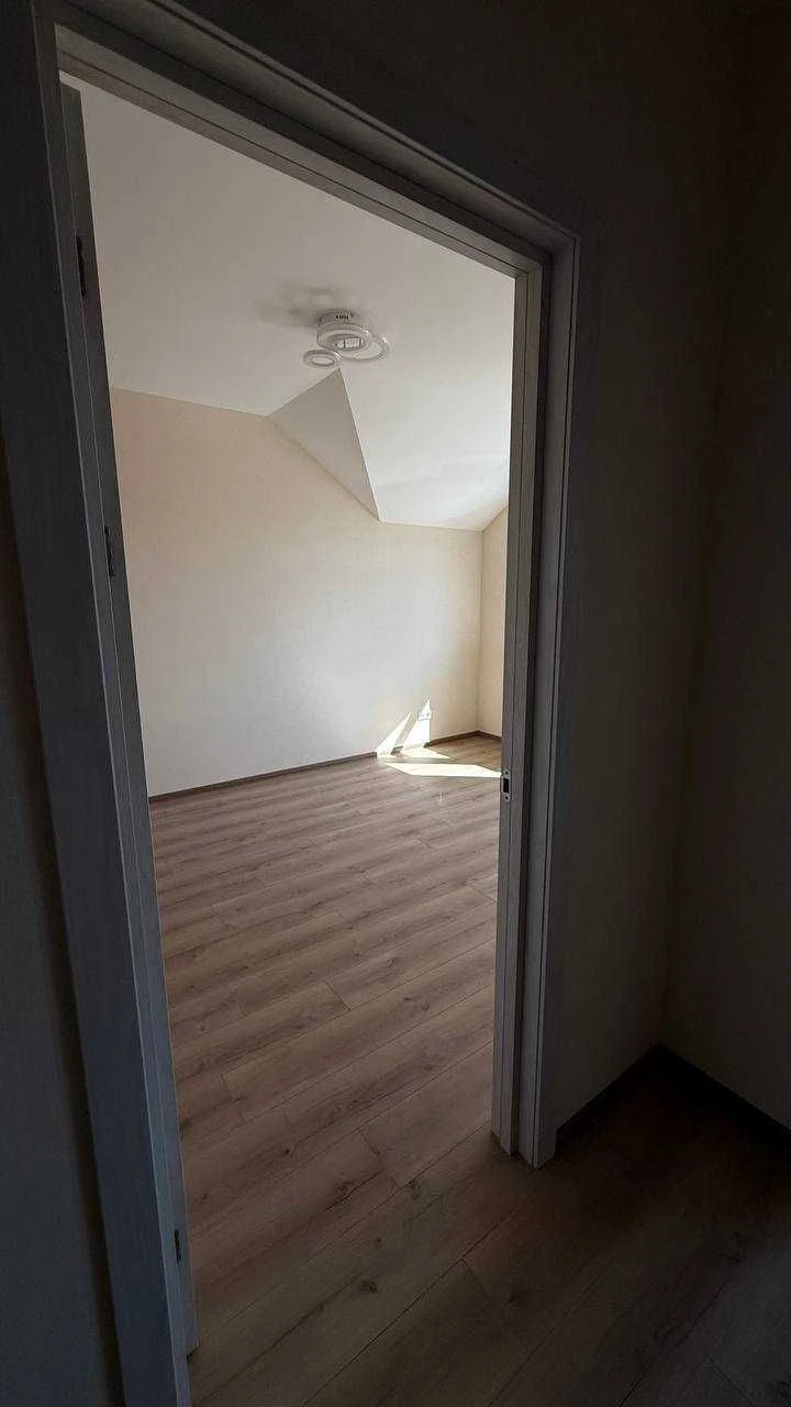 Apartment in Talisman 2 Complex. Renovated. Gas. State programs available.
