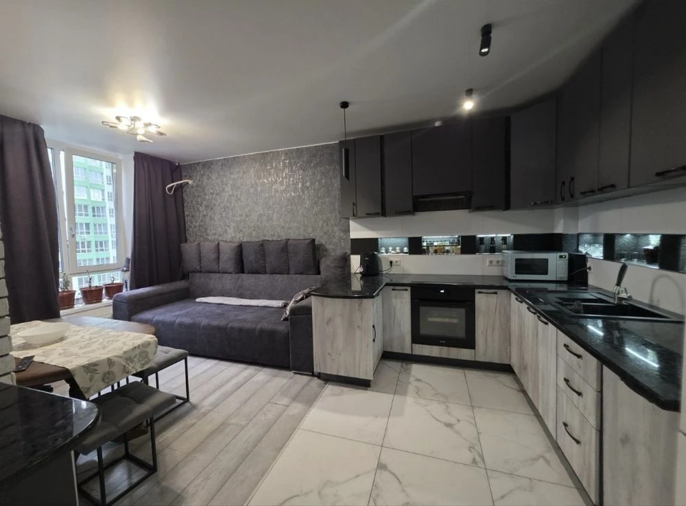 Euro 3-room apartment with renovation in Irpin! Central Park! Generator
