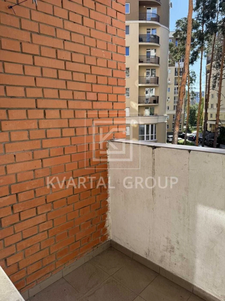 Sale of a spacious 3-room apartment with renovation 103m2/Without commission/D