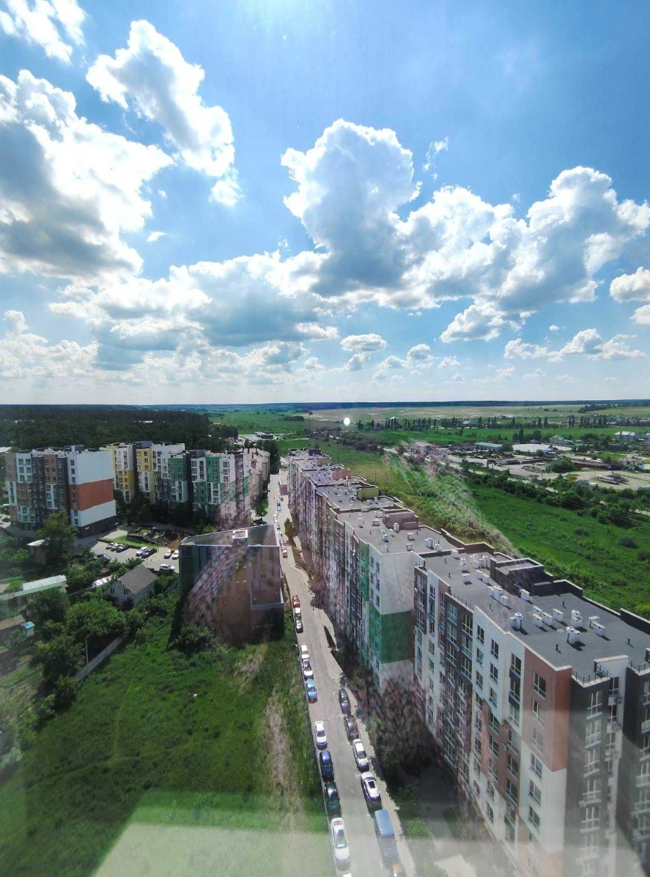 Sale of a spacious apartment with renovation and furniture in Irpin!