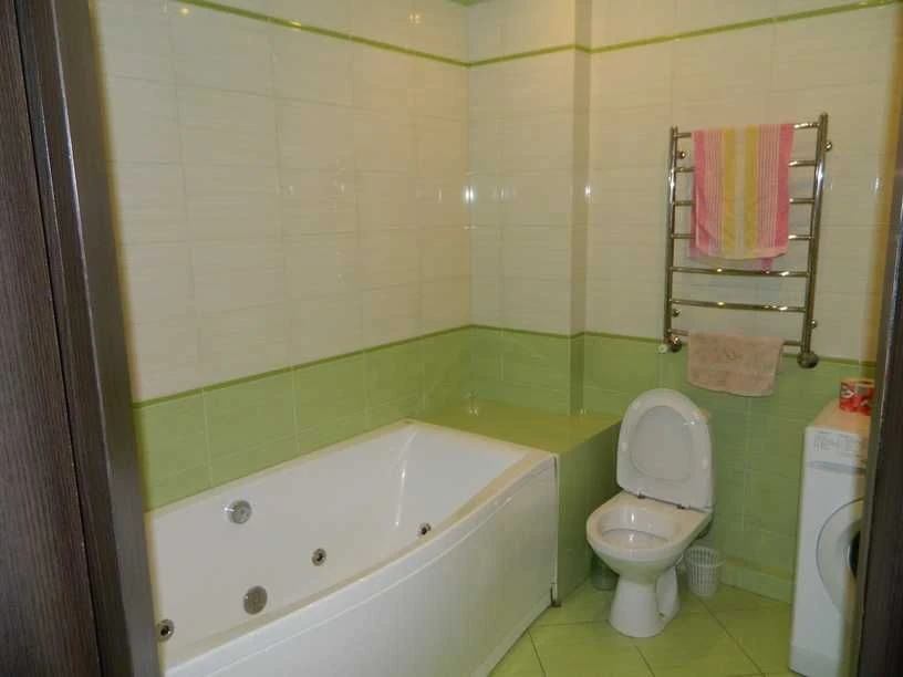3-room apartment renovated! Central part of the city, gas. Without