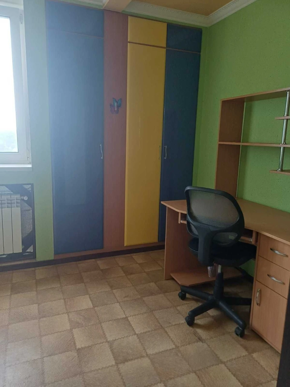 3-room apartment renovated! Central part of the city, gas. Without