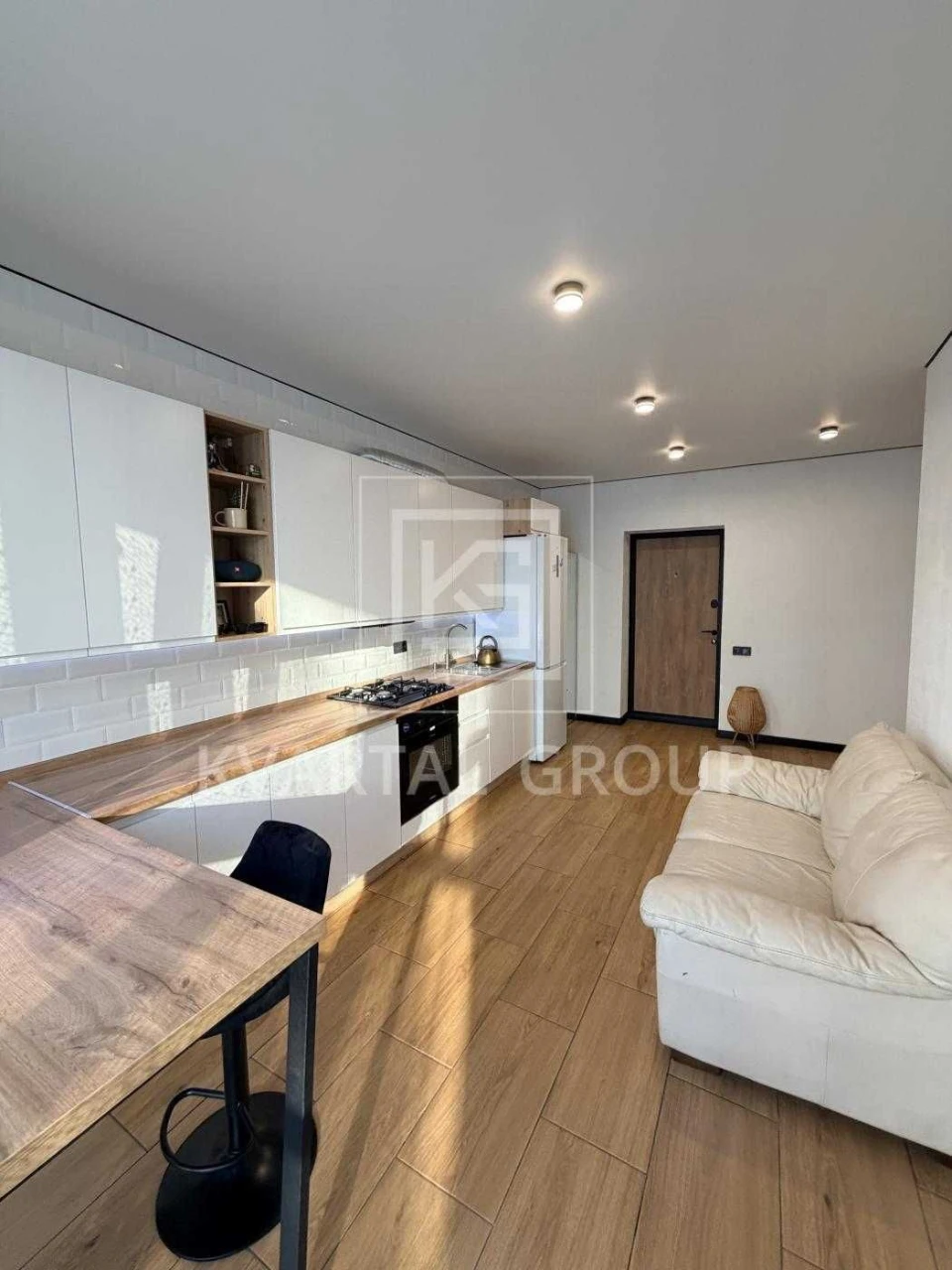 For Sale: 1-bedroom apartment with modern renovation in Irpin! Occupied
