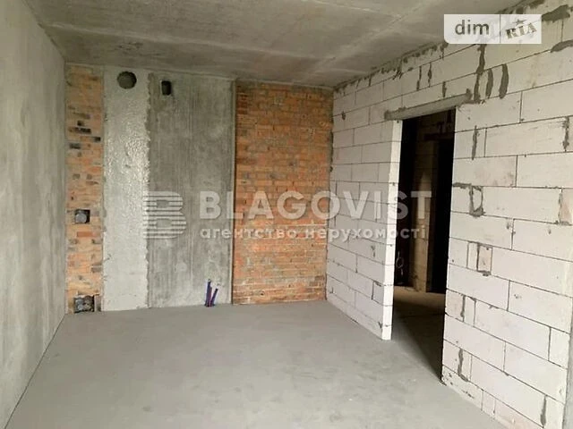 Sale of 2-room apartment 77.7 sq. m. on Knyazya Romana Mstislava Street