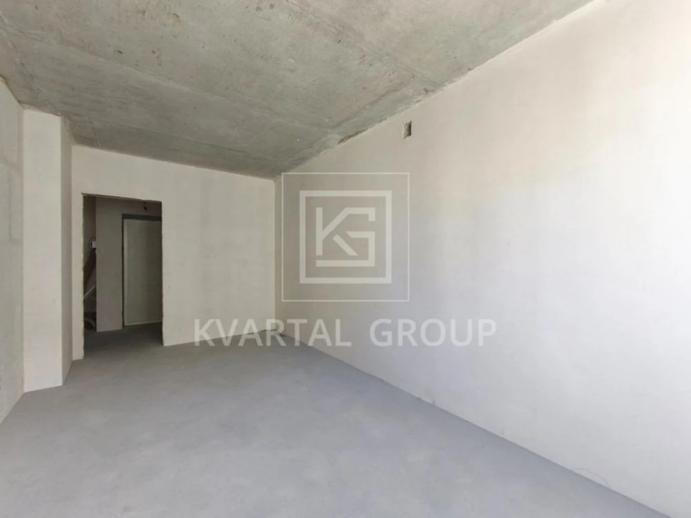 Spacious 3-bedroom apartment in ЖК Центральний 2! No commission!