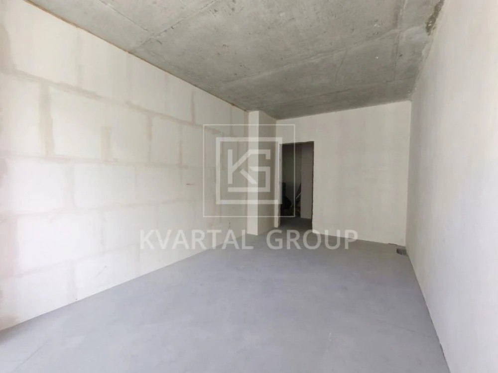 Spacious 3-bedroom apartment in ЖК Центральний 2! No commission!