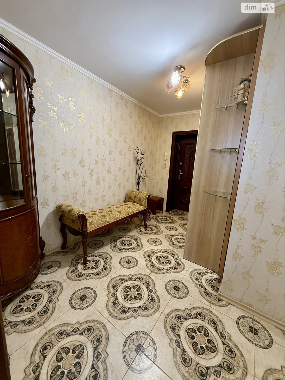 Продаж Квартира Виставка